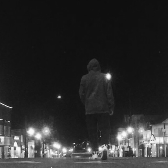 Meet your Posher, Whiteman - Picture 2 of 2